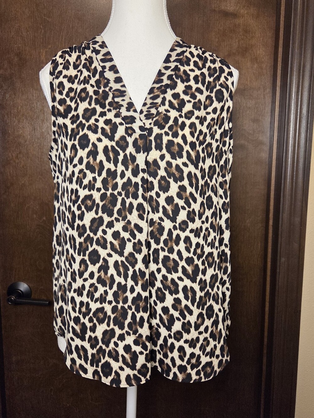 Sleeveless Leopard Print V-Neck Women's Top - Beige/Black